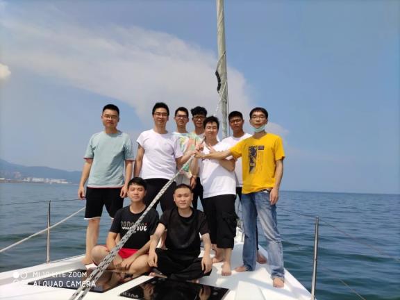 极致科技员工游艇出游